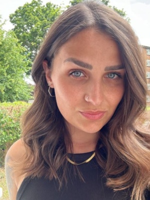 Cristina, Nanny and yoga teacher in London