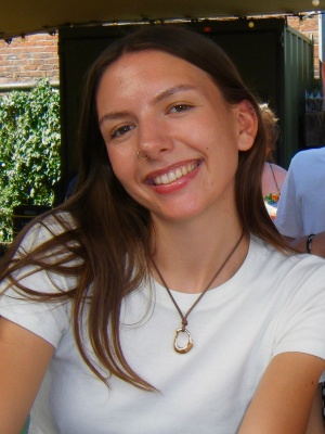 Emma, Dog Sitter in Beckenham